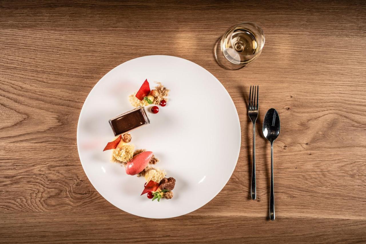 Hotel My Arbor - Dolomites Bressanone Esterno foto A dessert