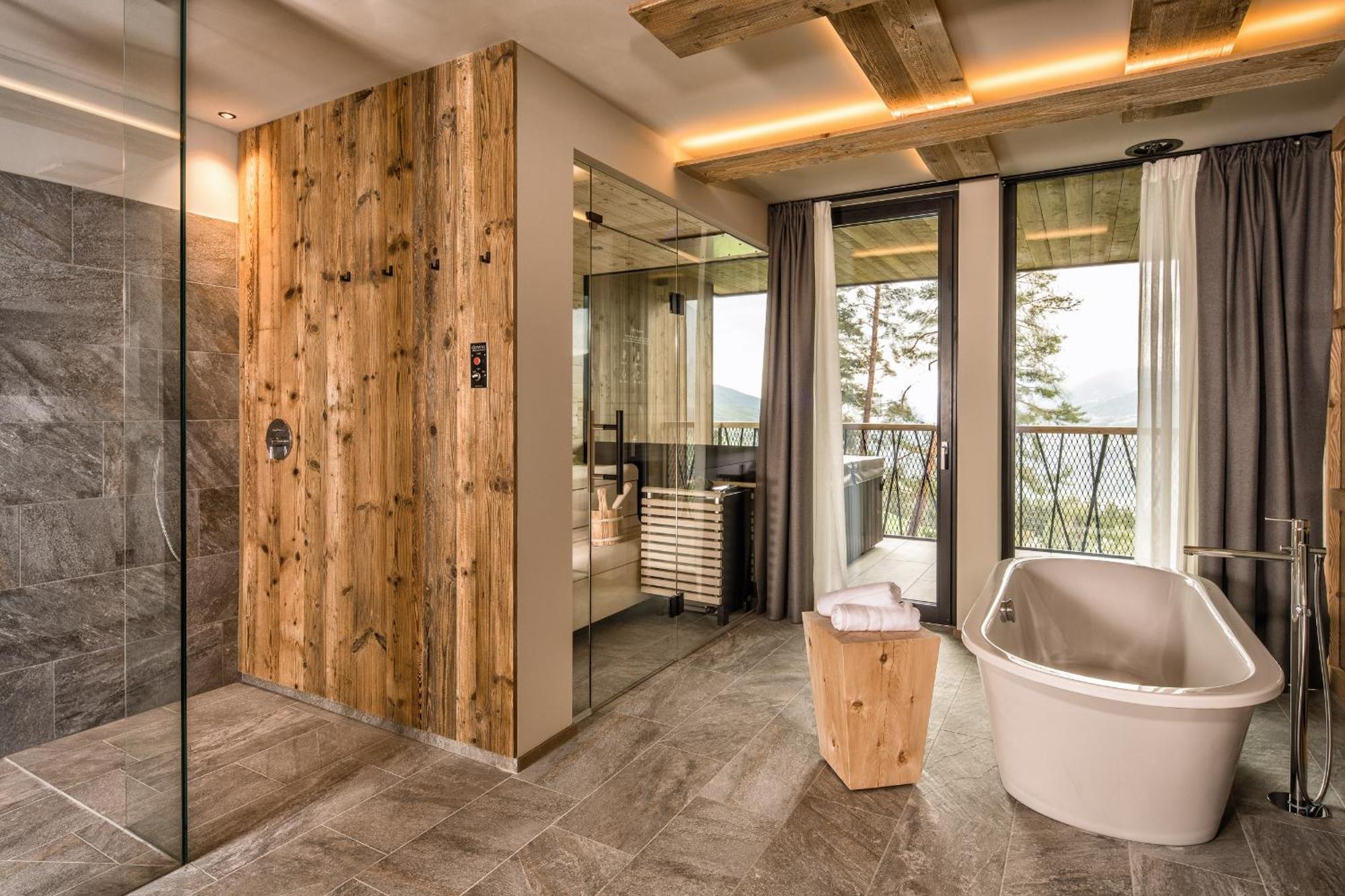 Hotel My Arbor - Dolomites Bressanone Esterno foto Bathroom