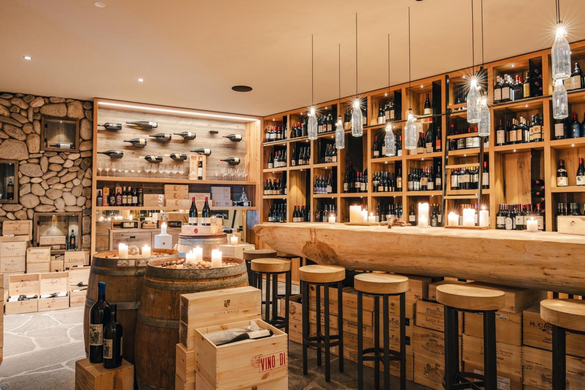 Hotel My Arbor - Dolomites Bressanone Esterno foto Wine bar in Zurich