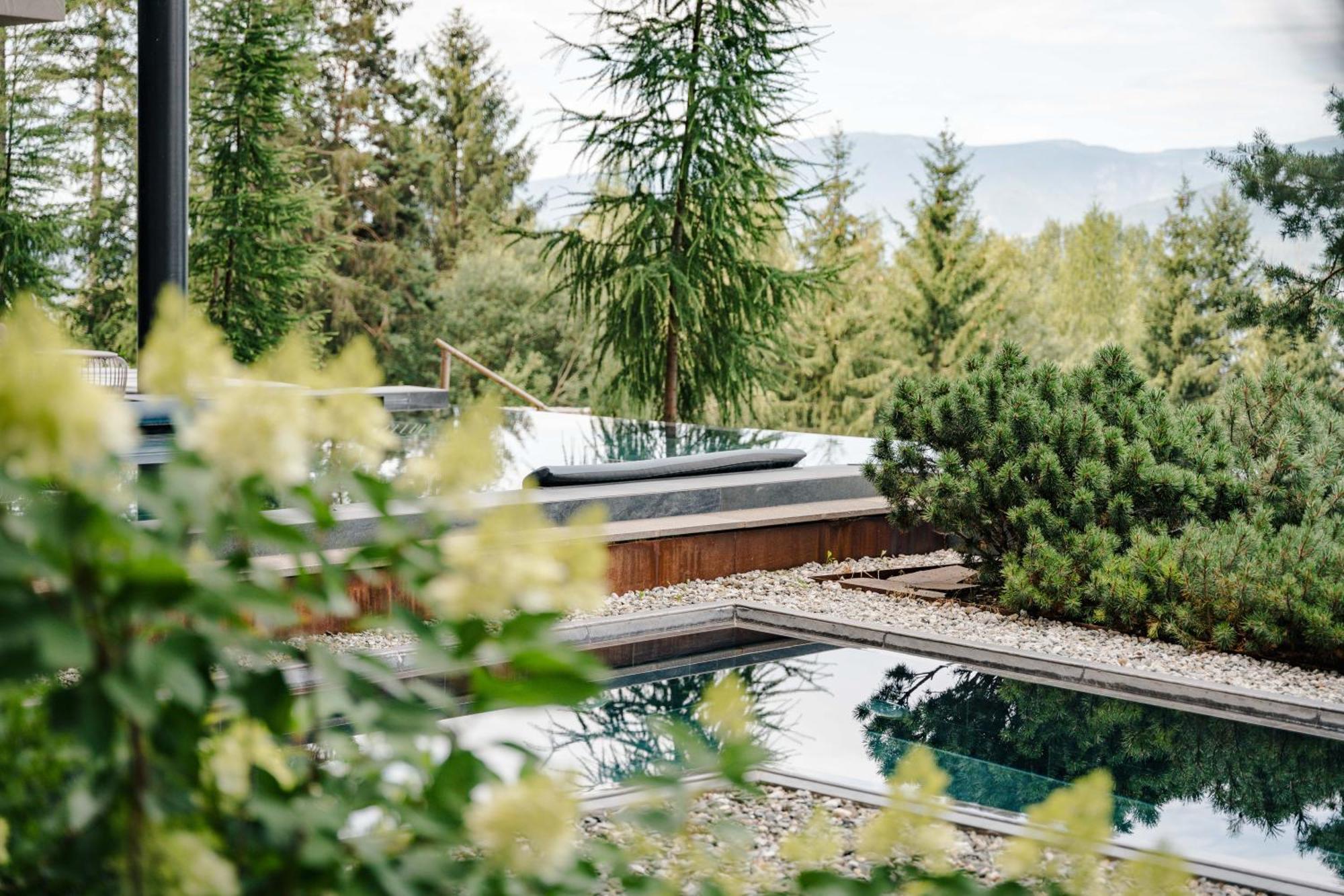 Hotel My Arbor - Dolomites Bressanone Esterno foto The rooftop garden